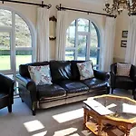 Ardmore House Bed & Breakfast