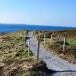 Ardmore House Bed & Breakfast 4*