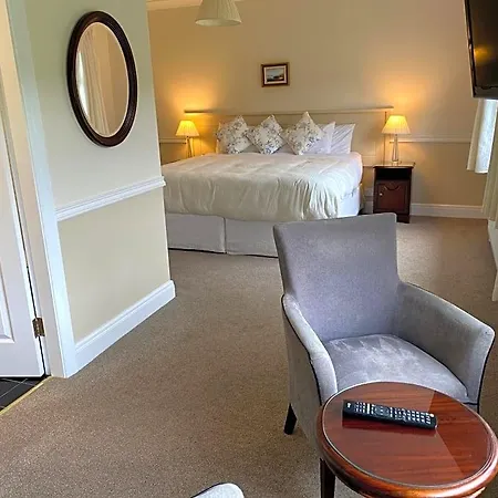 Ardmore House 4*
