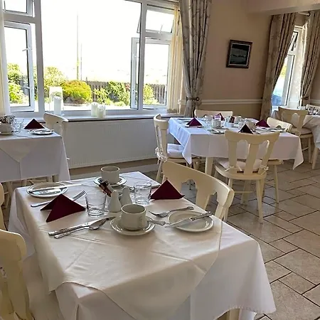 Ardmore House 4*