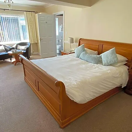 Ardmore House 4* Clifden