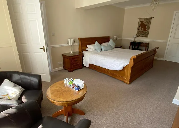 Ardmore House Bed & Breakfast 4*